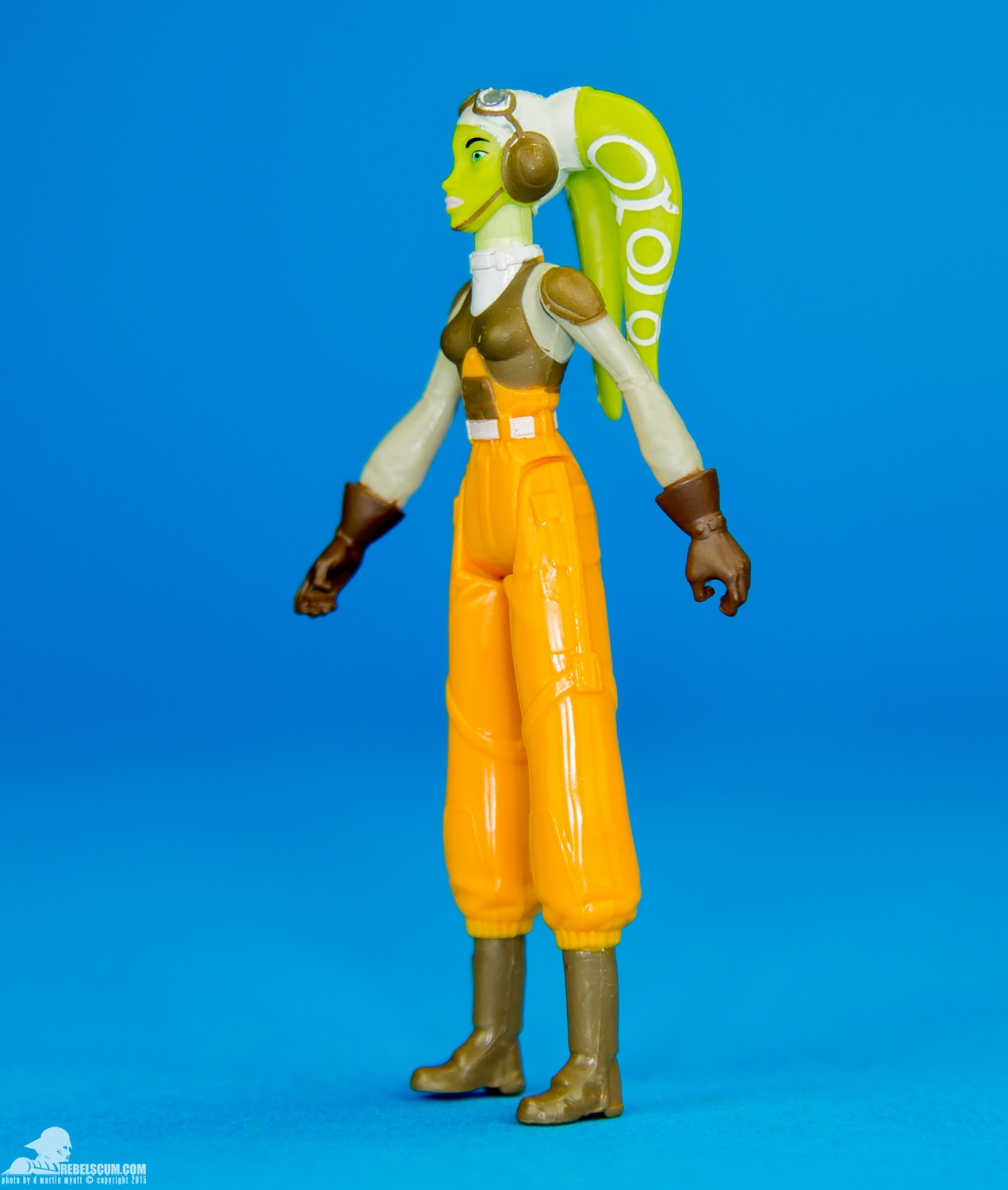 MS19-Stormtrooper-Commander-Hera-Syndulla-Star-Wars-003.jpg