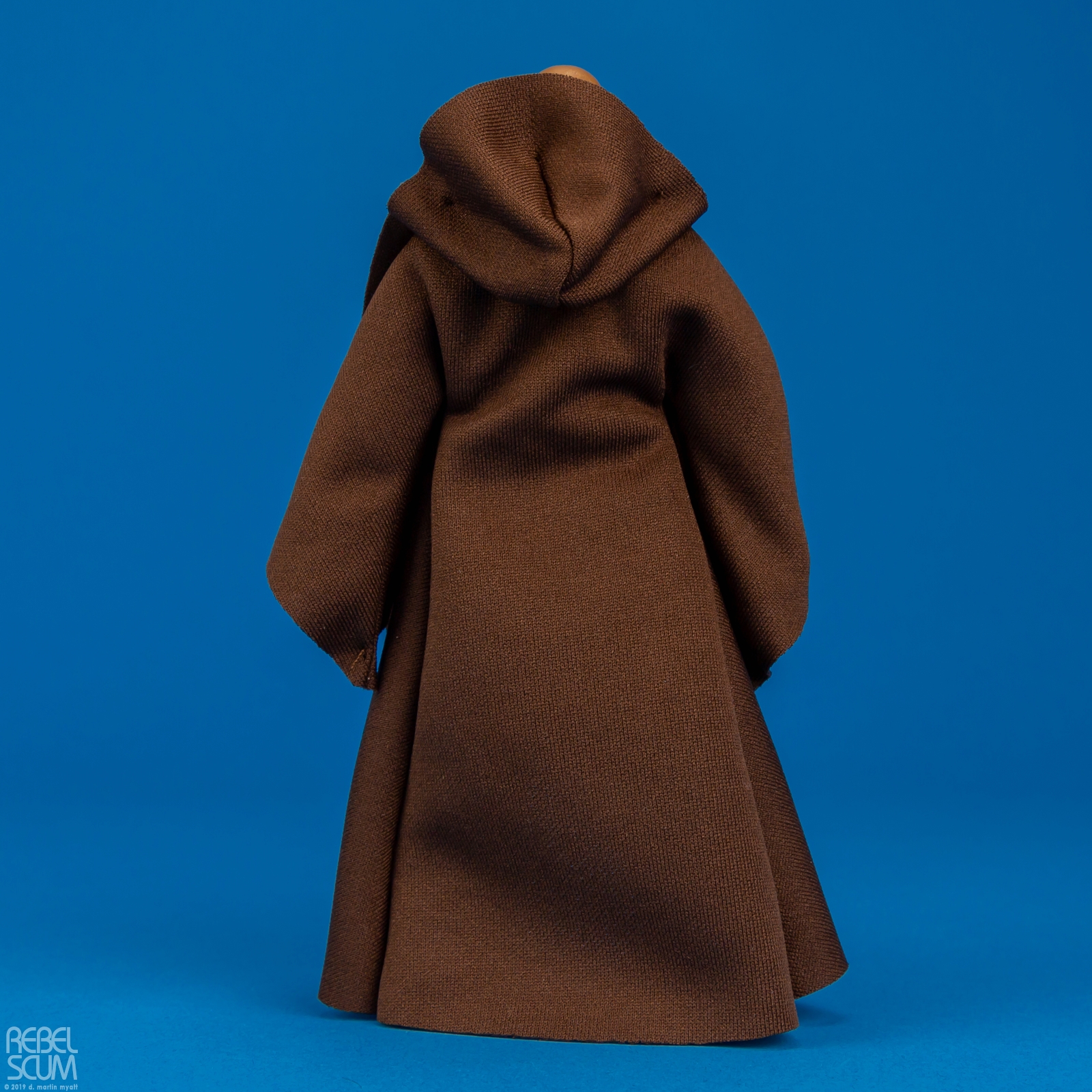 Mace-Windu-82-E4088-B3834-The-Black-Series-004.jpg