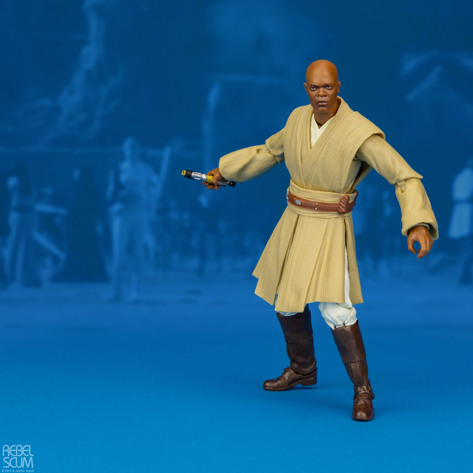 Mace-Windu-82-E4088-B3834-The-Black-Series-013.jpg