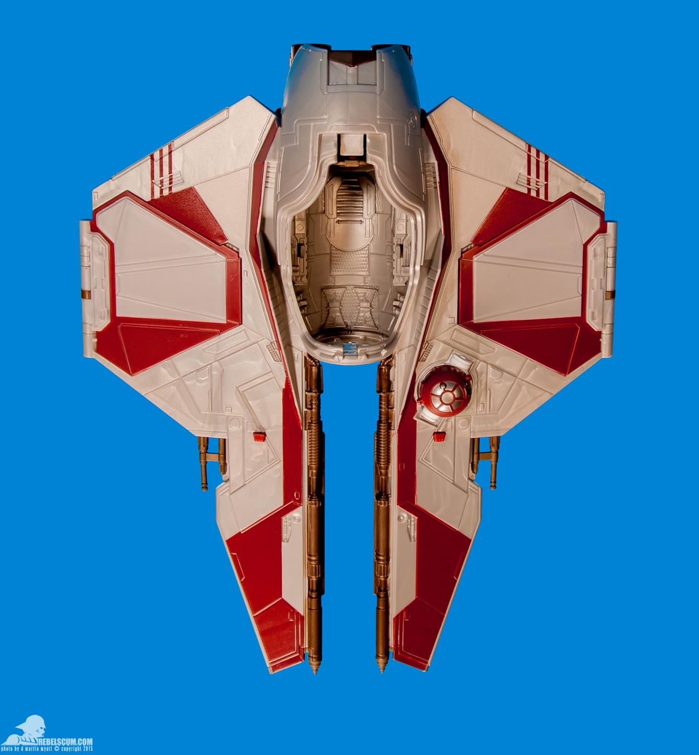 Obi-Wan-Jedi-Starfighter-2013-Saga-Legends-Class-II-005.jpg