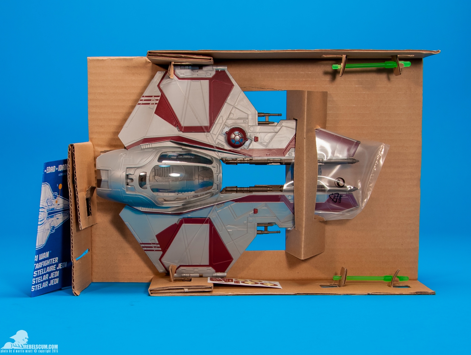 Obi-Wan-Jedi-Starfighter-2013-Saga-Legends-Class-II-020.jpg