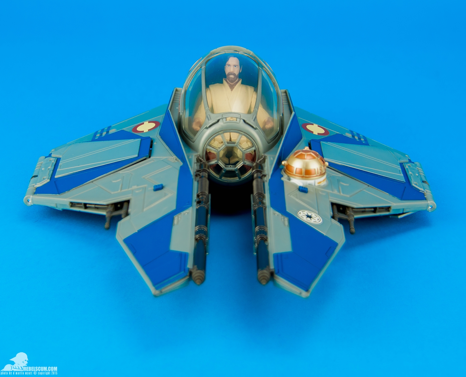 Obi-Wan-Jedi-Starfighter-2014-Saga-Legends-Class-II-018.jpg