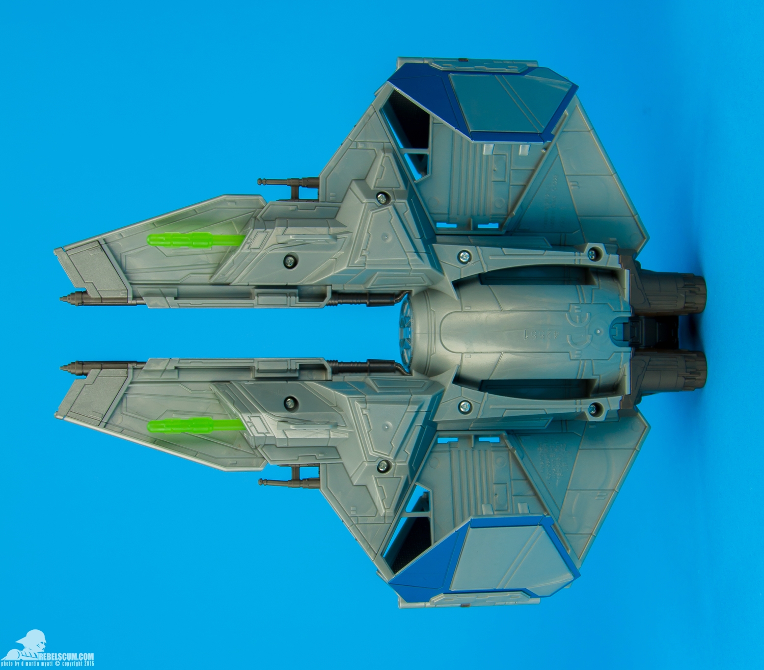 Obi-Wan-Jedi-Starfighter-Rebels-class-II-Vehicle-2014-008.jpg