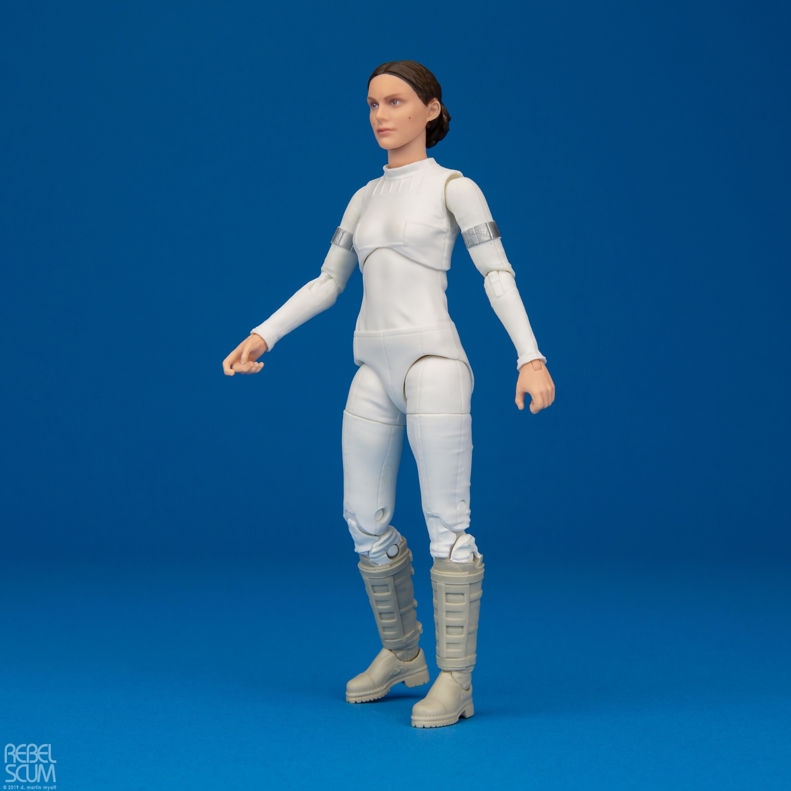 Padme-amidala-81-E4081-B3834-The-Black-Series-011.jpg