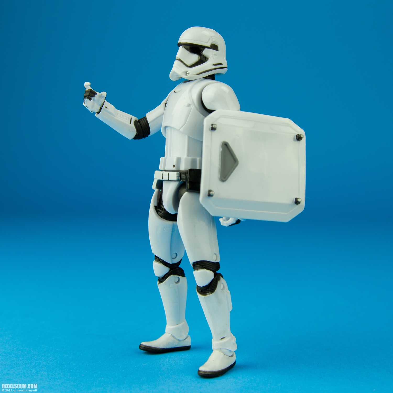 Poe-Dameron-First-Order-Riot-Control-Stormtrooper-011.jpg