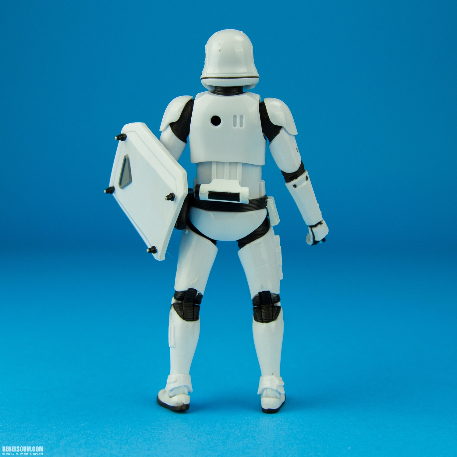 Poe-Dameron-First-Order-Riot-Control-Stormtrooper-012.jpg