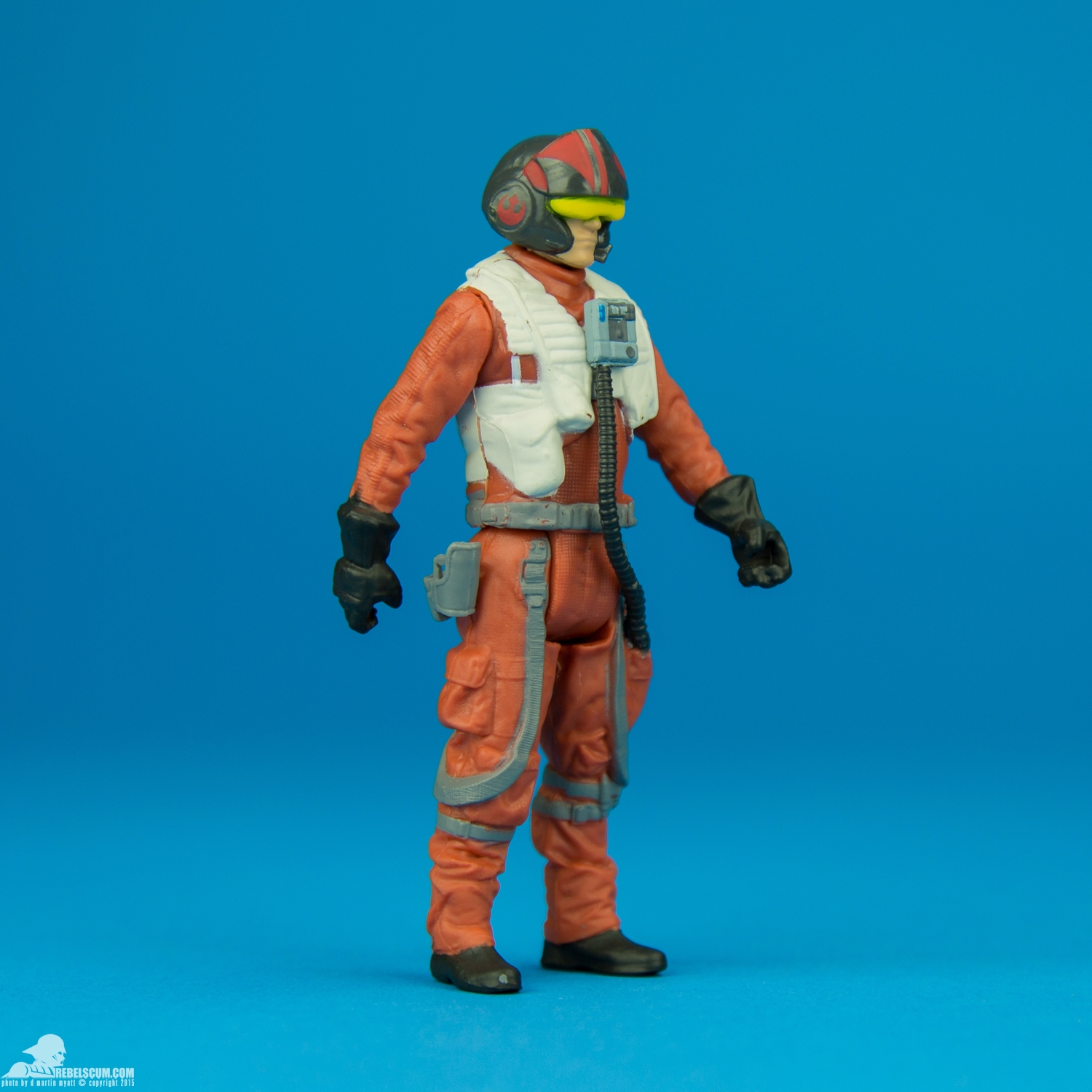 Poe-Dameron-Star-Wars-The-Force-Awakens-Hasbro-002.jpg