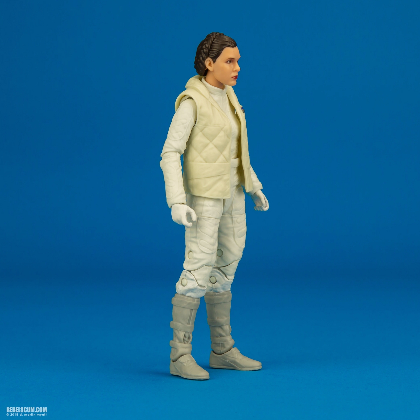 Princess-Leia-Organa-Hoth-75-Hasbro-The-Black-Series-002.jpg