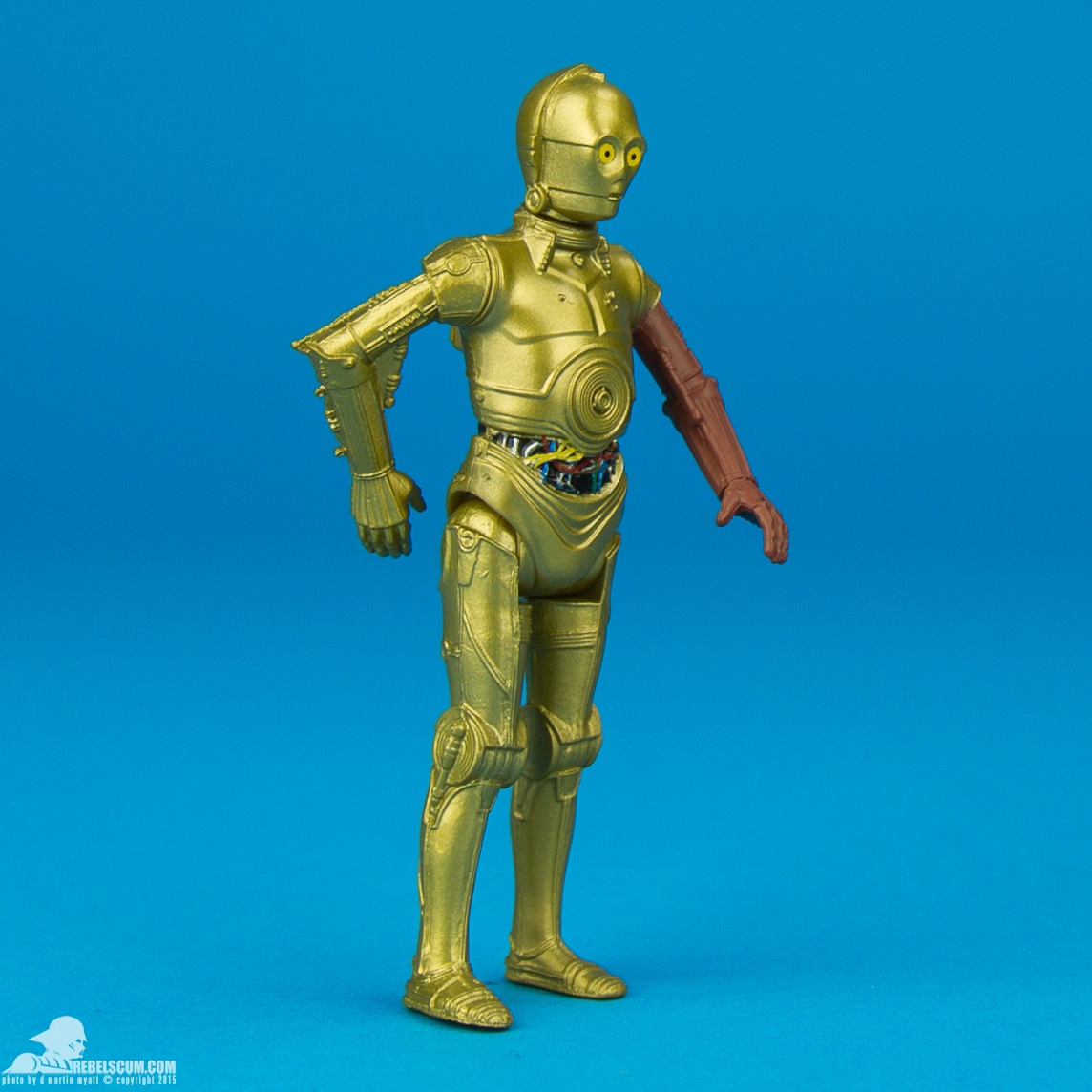 R2-D2-C-3PO-The-Force-Awakens-Hasbro-002.jpg