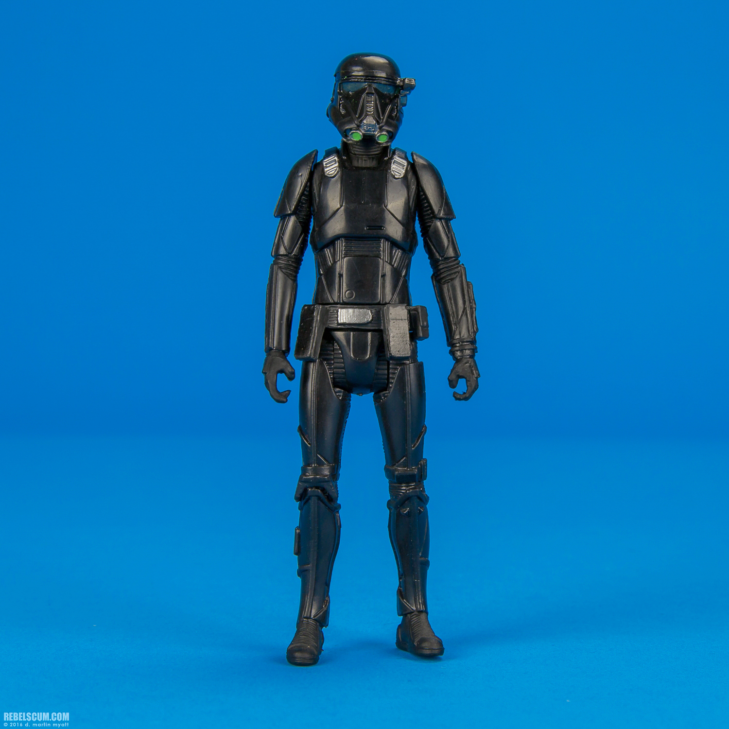 Rebel-Commando-Pao-VS-Imperial-Death-Trooper-Rogue-One-001.jpg