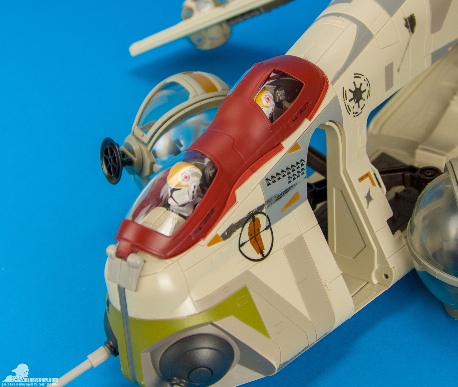 Republic-Gunship-The-Vintage-Collection-Hasbro-044.jpg