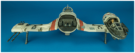 Resistance Ski Speeder with Captain Poe Dameron- The Last Jedi Star Wars Universe action figure collection from Hasbro Resistance Ski Speeder with Captain Poe Dameron- The Last Jedi Star Wars Universe action figure collection from Hasbro