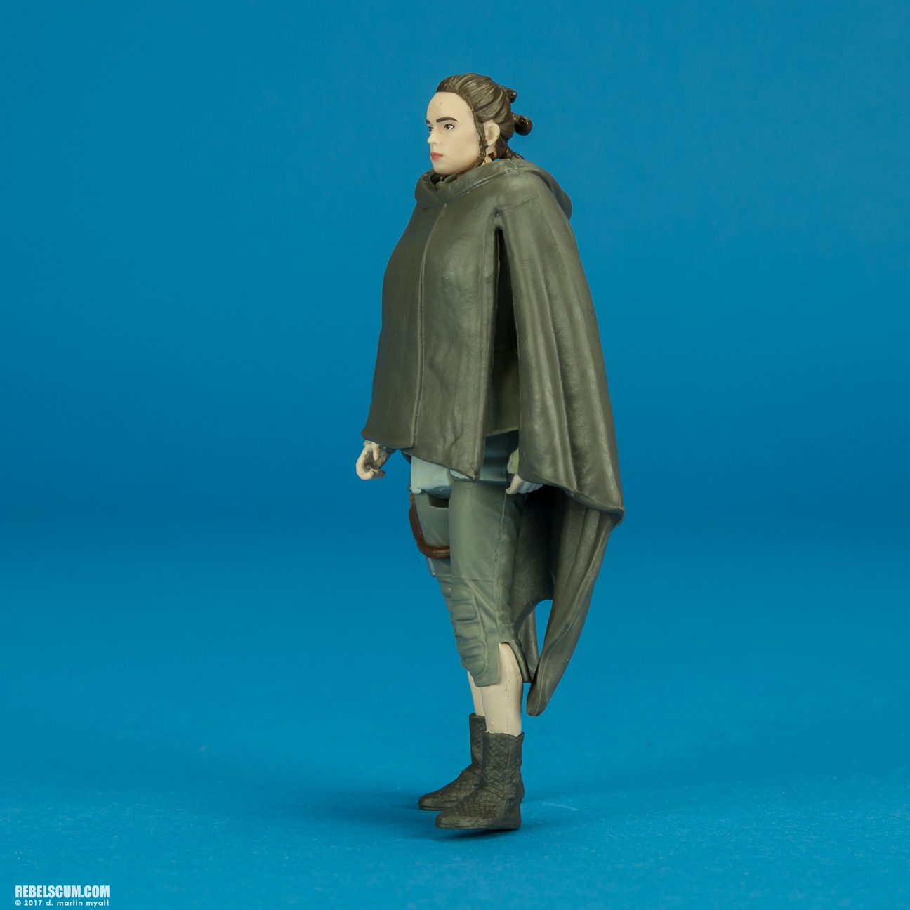 Rey-Island-Journey-The-Last-Jedi-Universe-Hasbro-003.jpg