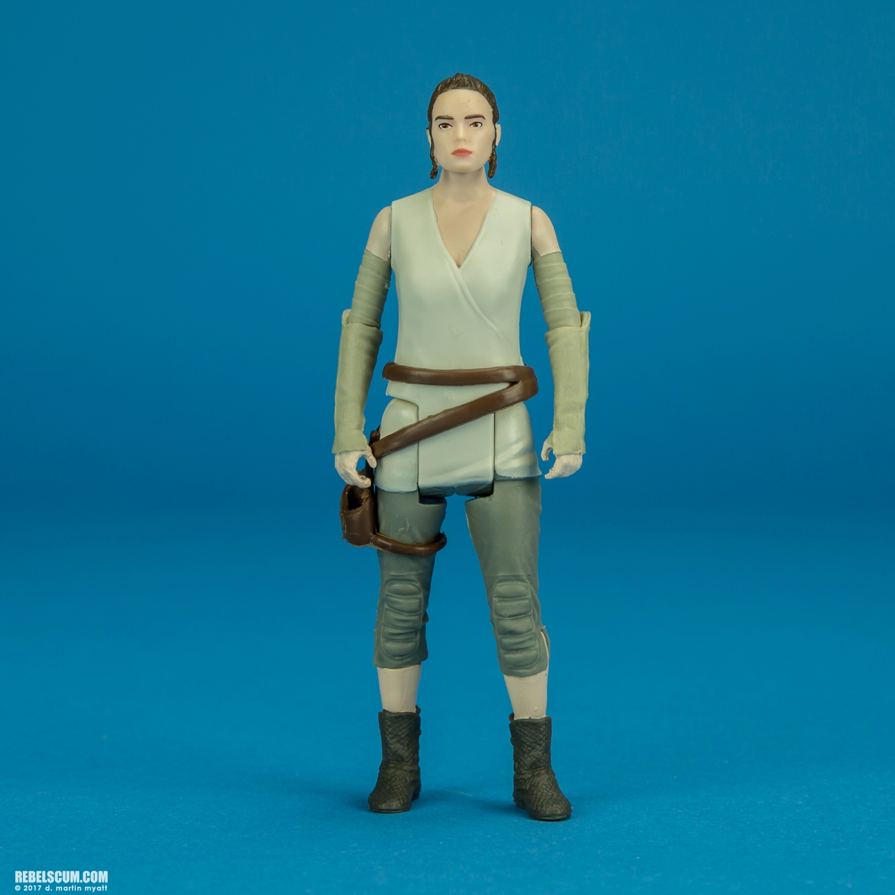 Rey-Island-Journey-The-Last-Jedi-Universe-Hasbro-009.jpg