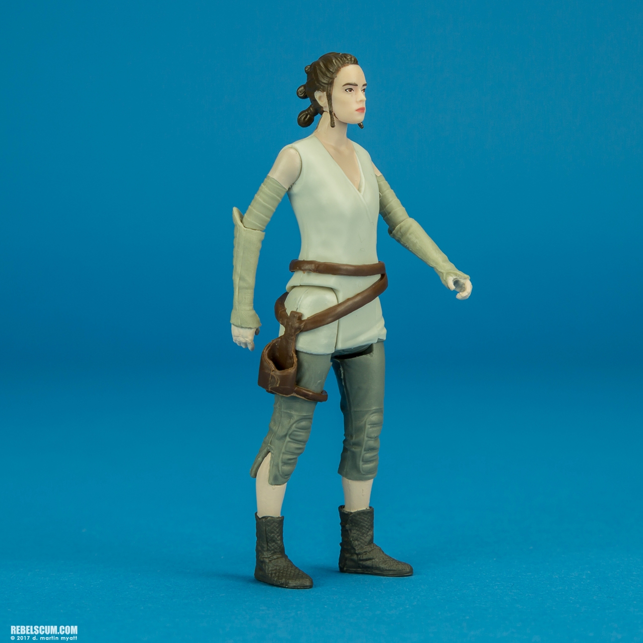 Rey-Island-Journey-The-Last-Jedi-Universe-Hasbro-010.jpg