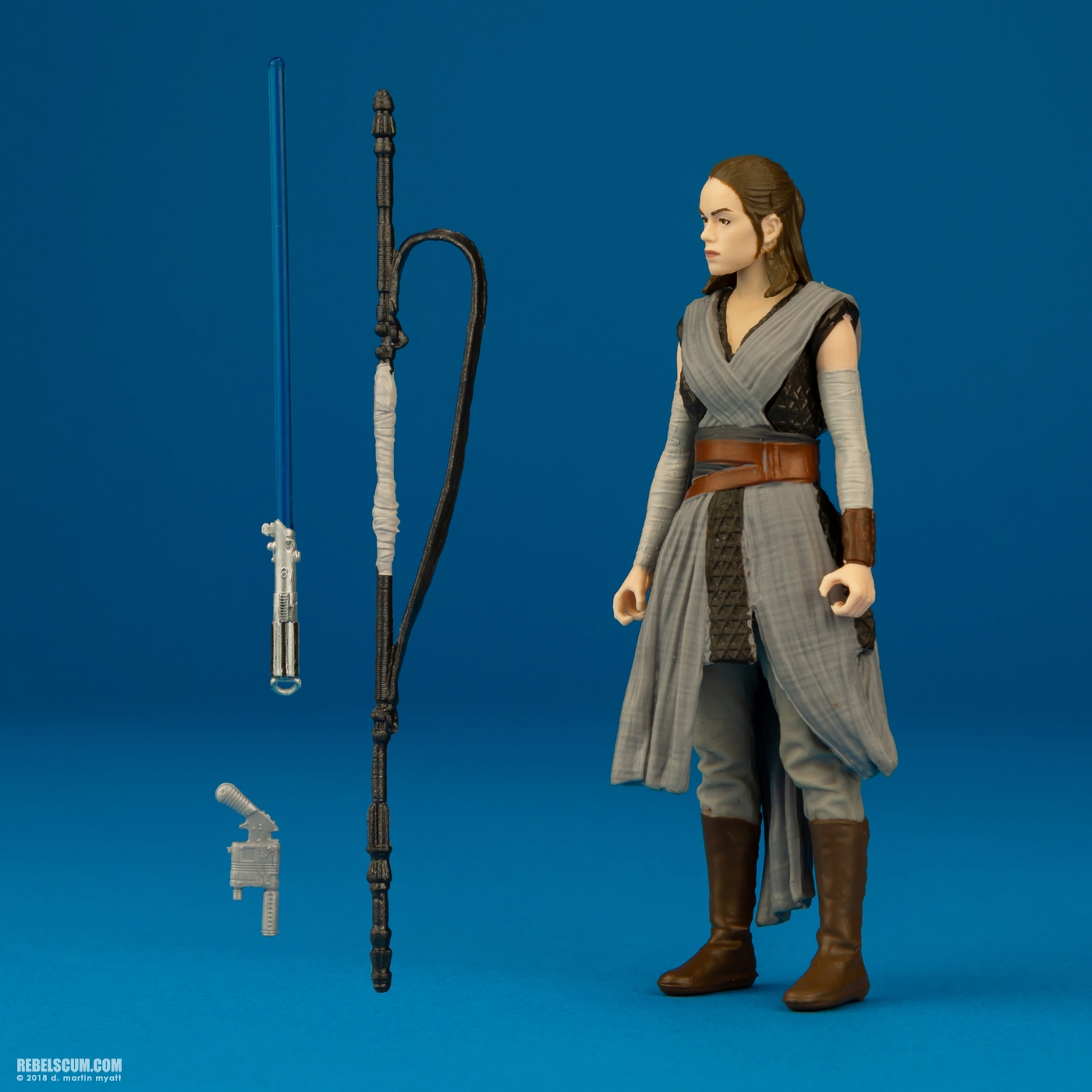 Rey-Jedi-Training-The-Last-Jedi-Solo-Force-Link-Hasbro-005.jpg