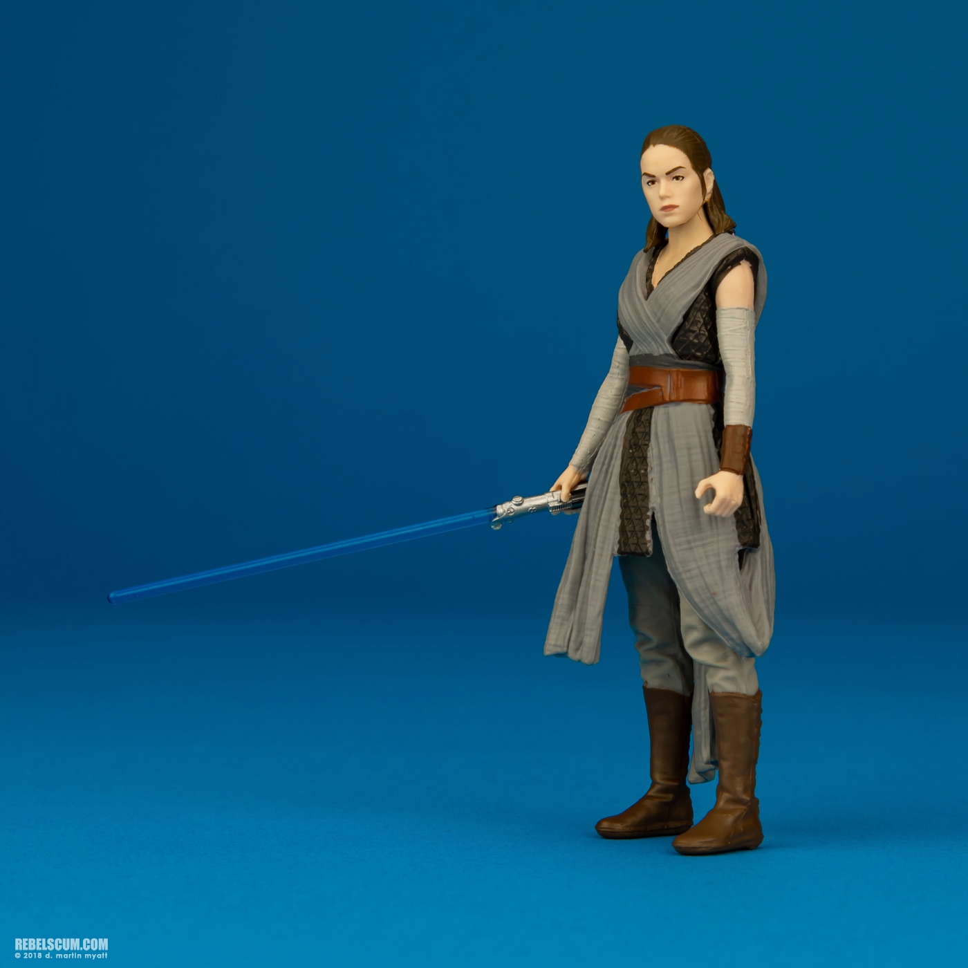 Rey-Jedi-Training-The-Last-Jedi-Solo-Force-Link-Hasbro-007.jpg