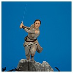 Rey-Starkiller-Base-04-The-Black-Series-Centerpiece-007.jpg