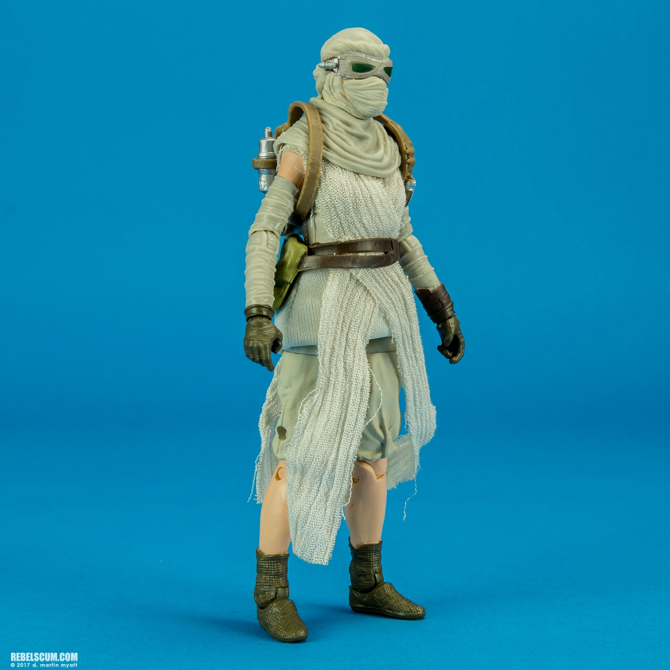 Reys-Speeder-Jakku-The-Black-Series-Hasbro-006.jpg