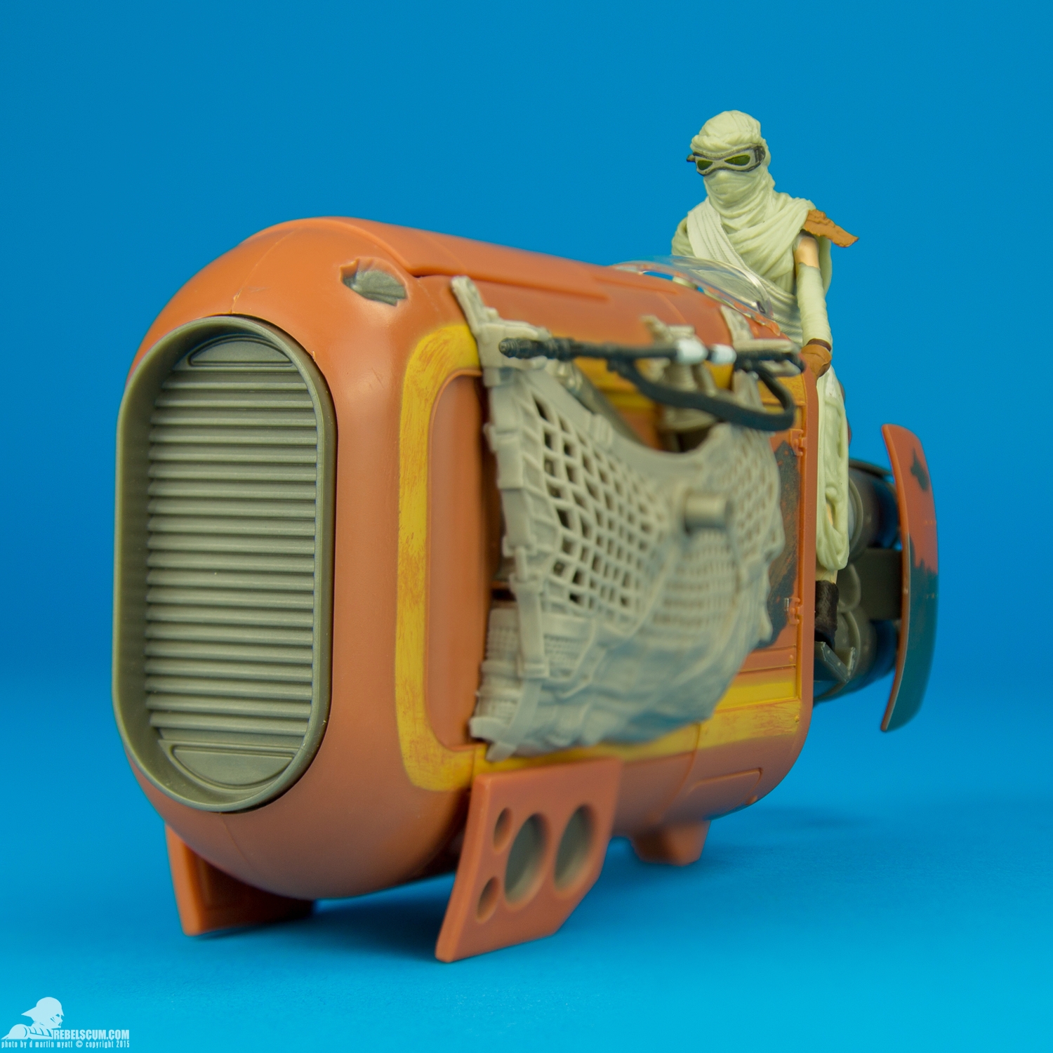 Reys-Speeder-Jakku-The-Force-Awakens-Hasbro-006.jpg