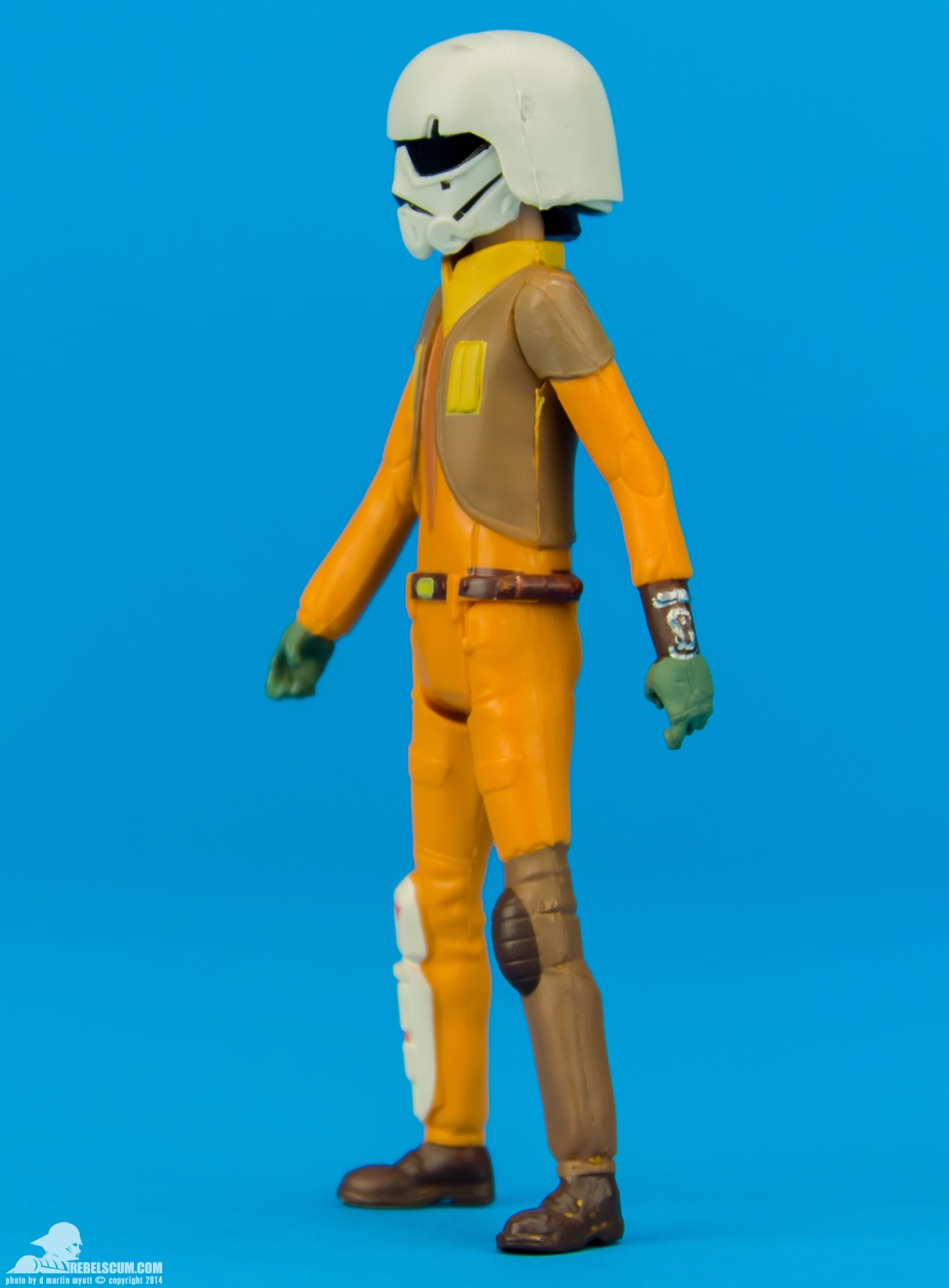 SL02-Ezra-Bridger-Star-Wars-Rebels-Saga-Legends-007.jpg