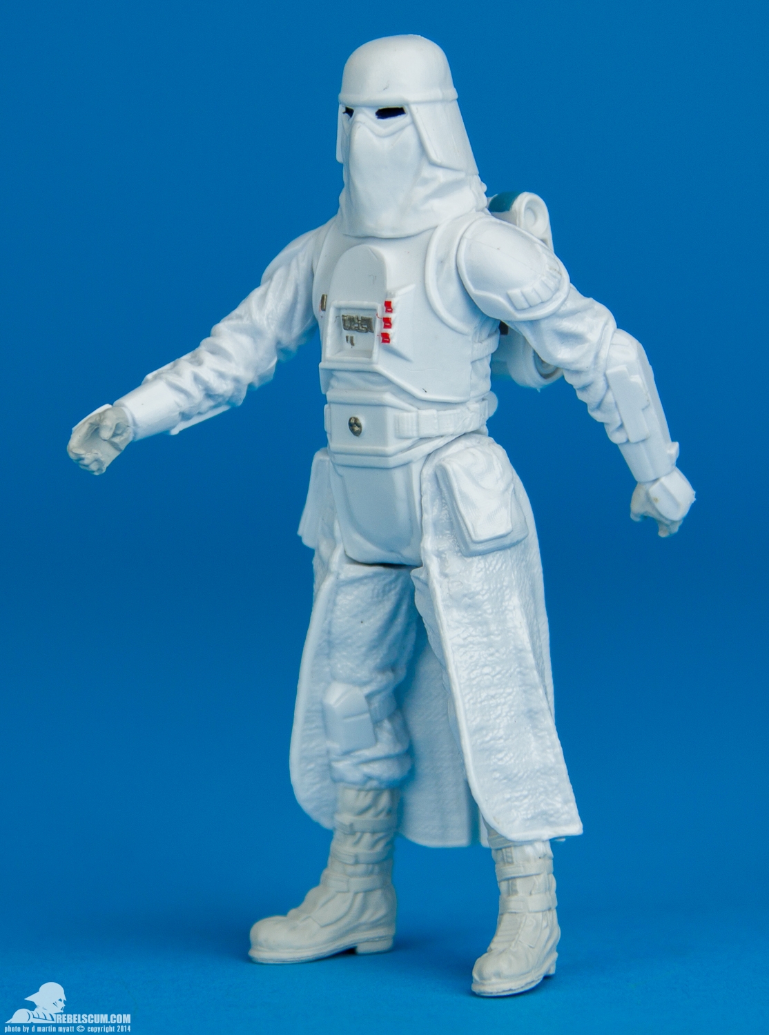 SL16-Snowtrooper-The-Empire-Strikes-Back-Saga-Legends-003.jpg