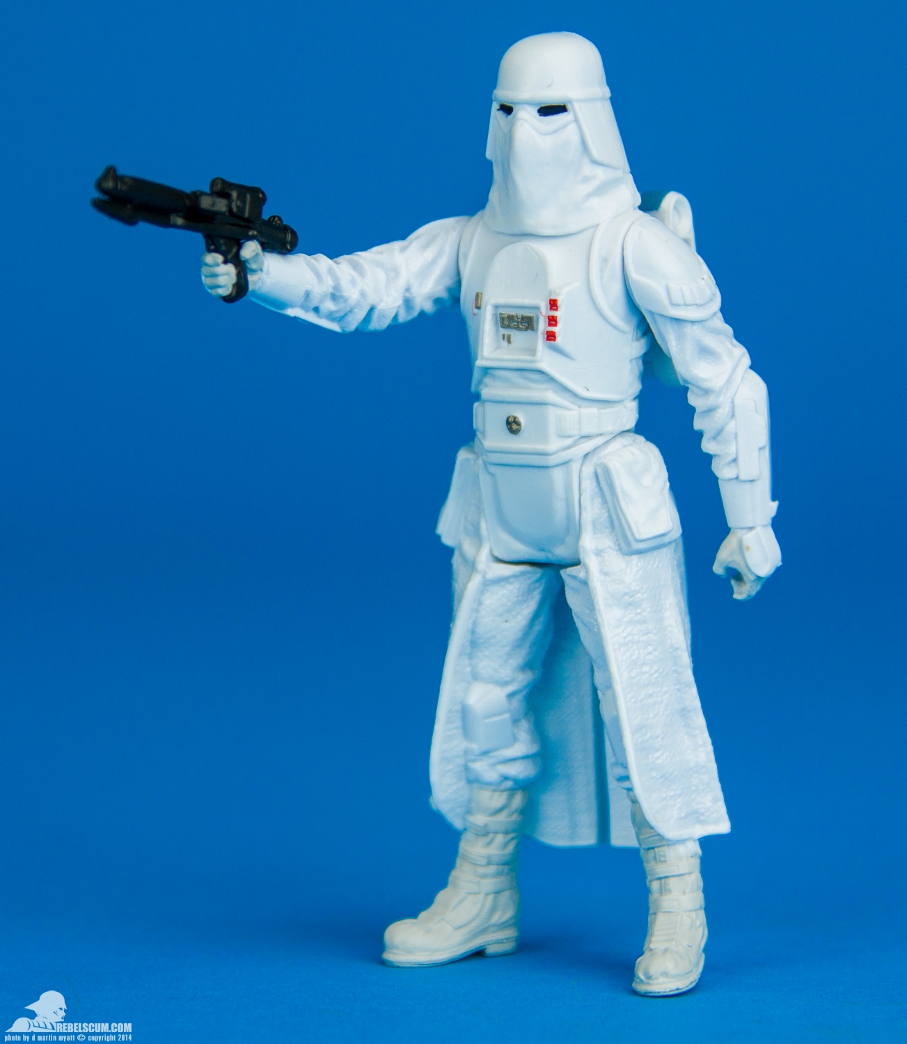 SL16-Snowtrooper-The-Empire-Strikes-Back-Saga-Legends-011.jpg