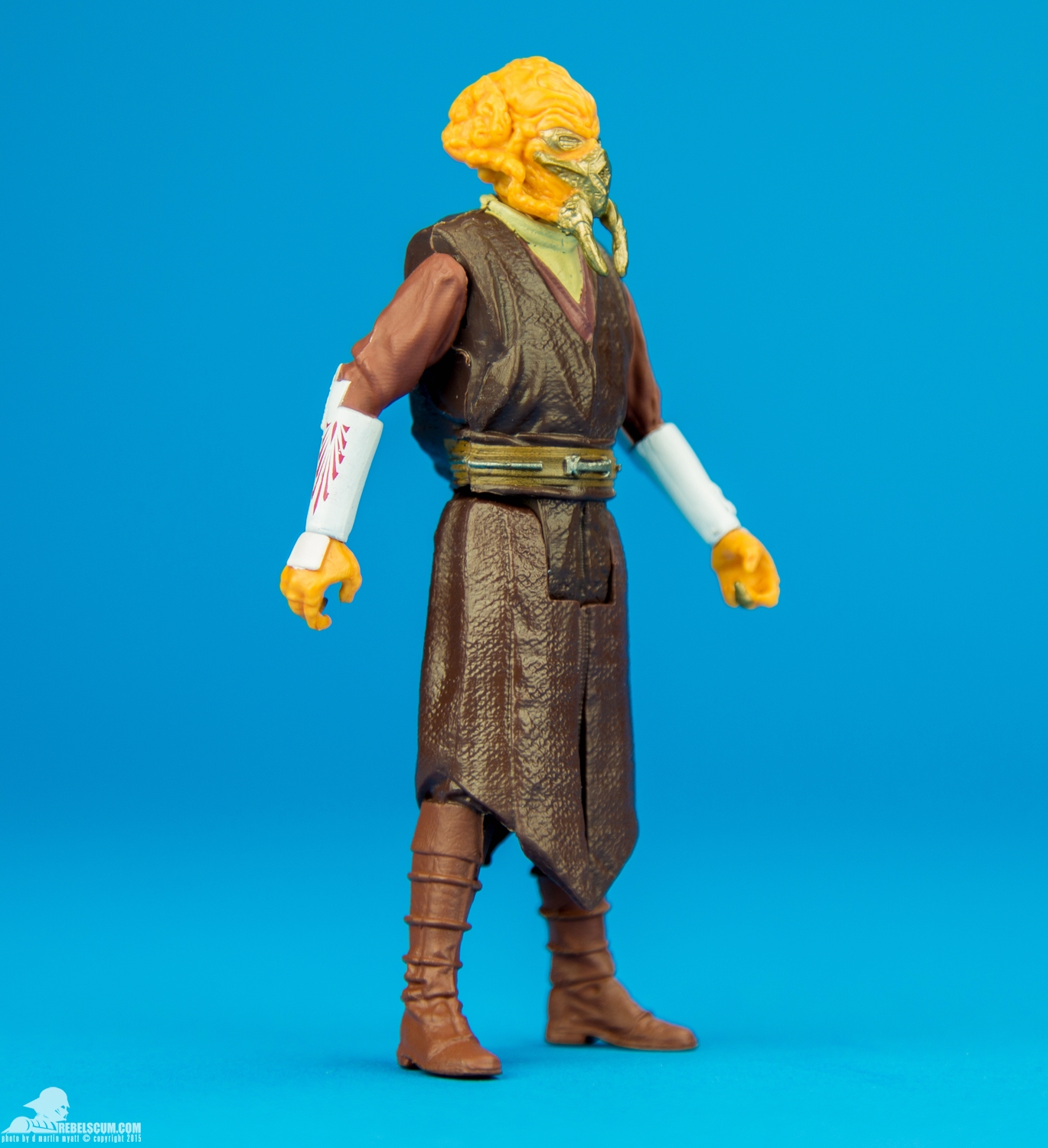 SL16-Plo-Koon-Star-Wars-Rebels-Saga-Legends-Hasbro-002.jpg