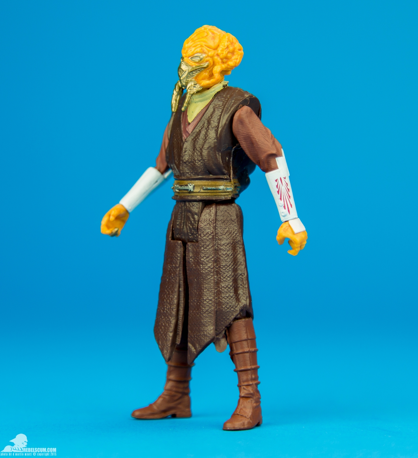 SL16-Plo-Koon-Star-Wars-Rebels-Saga-Legends-Hasbro-003.jpg