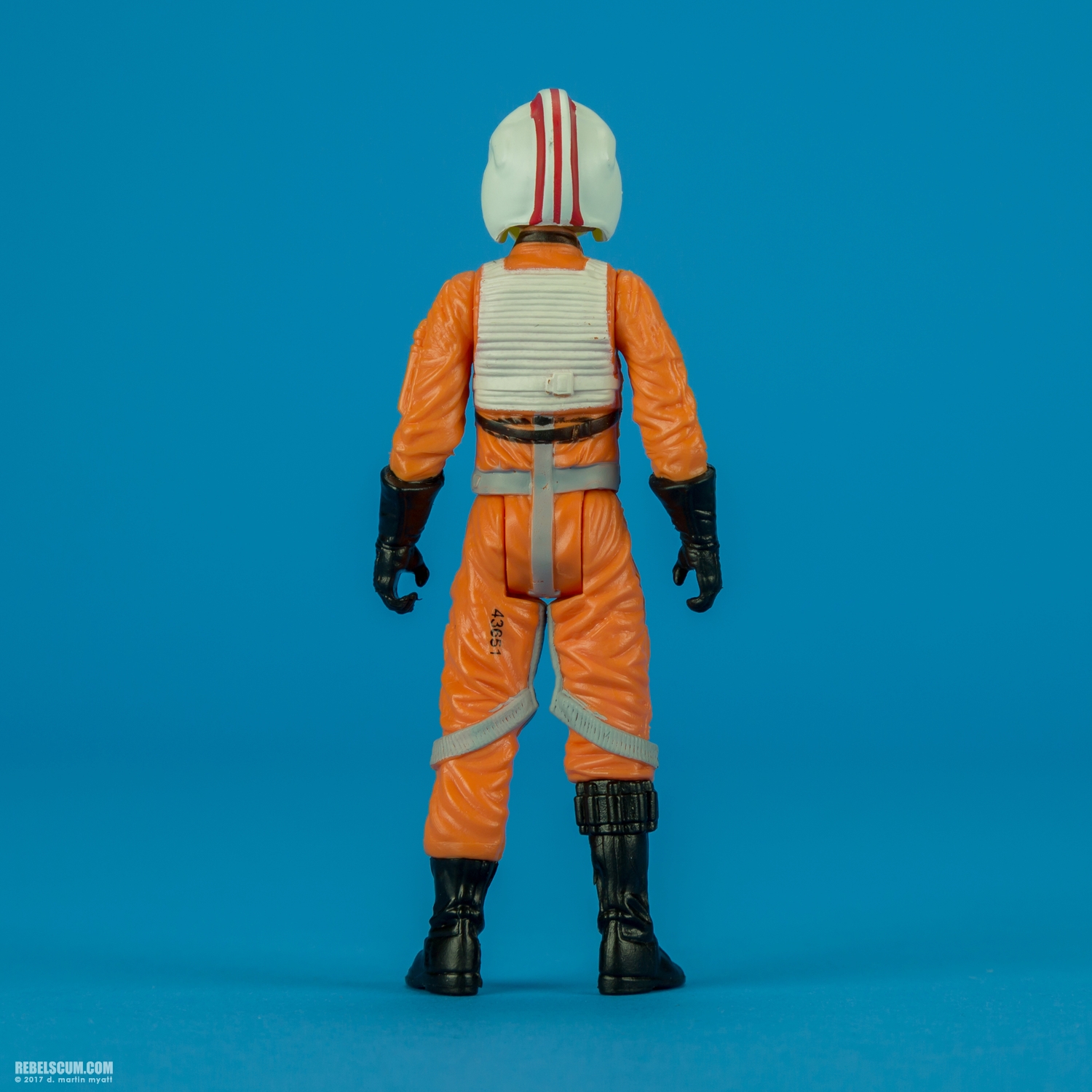 SL22-Luke-Skywalker-B0684-A3857-Rebels-Hasbro-008.jpg