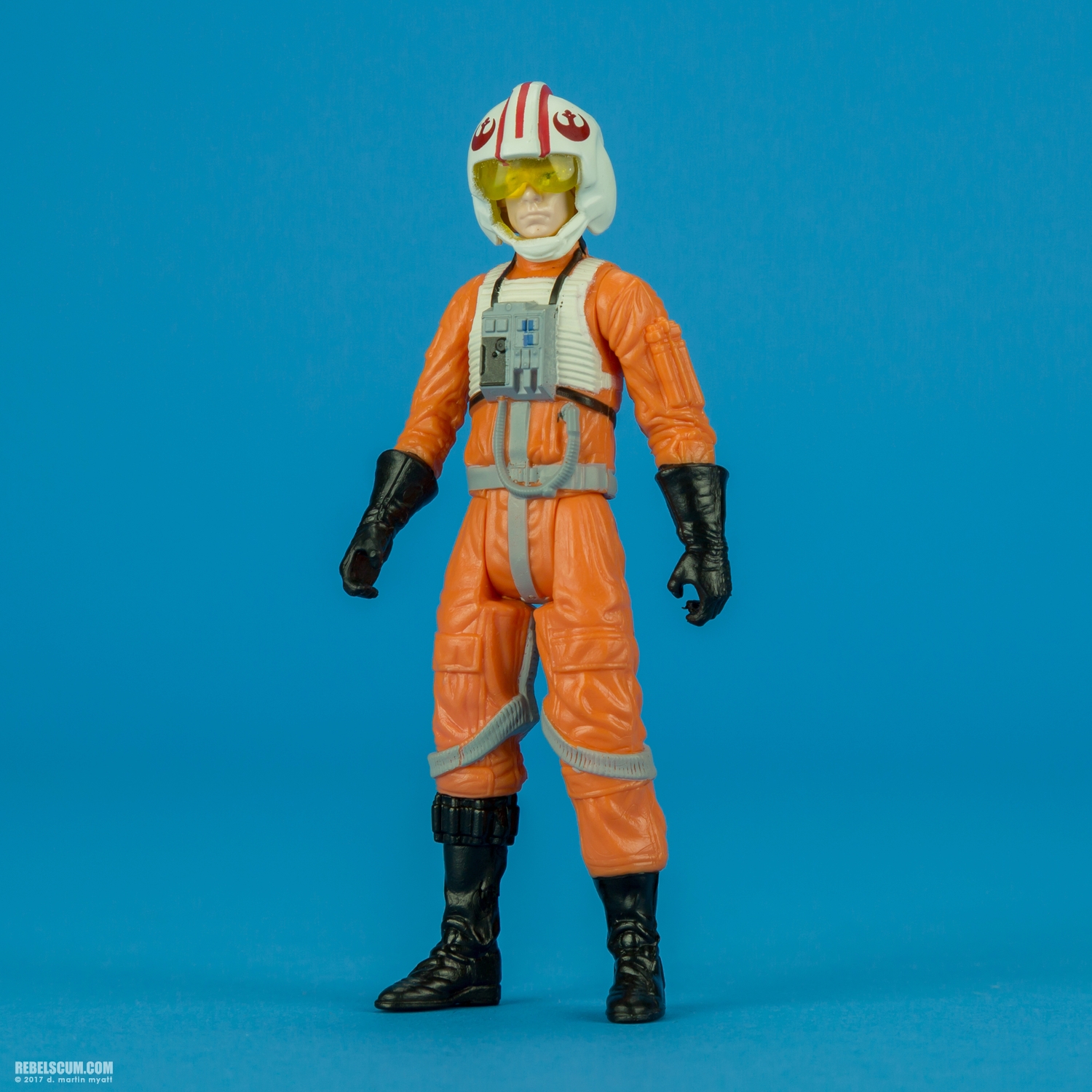 SL22-Luke-Skywalker-B0684-A3857-Rebels-Hasbro-010.jpg