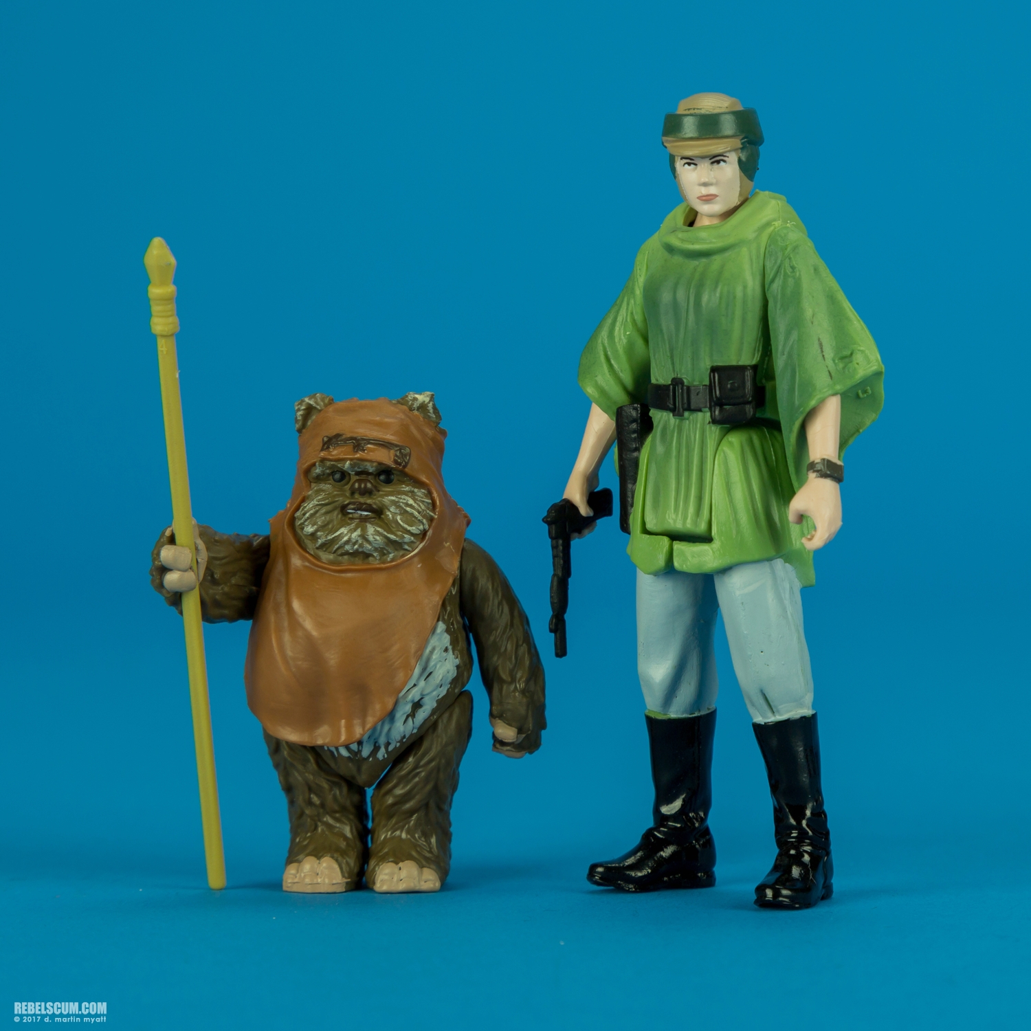 SL28-Princess-Leia-Endor-B1115-A3857-Rebels-Hasbro-008.jpg