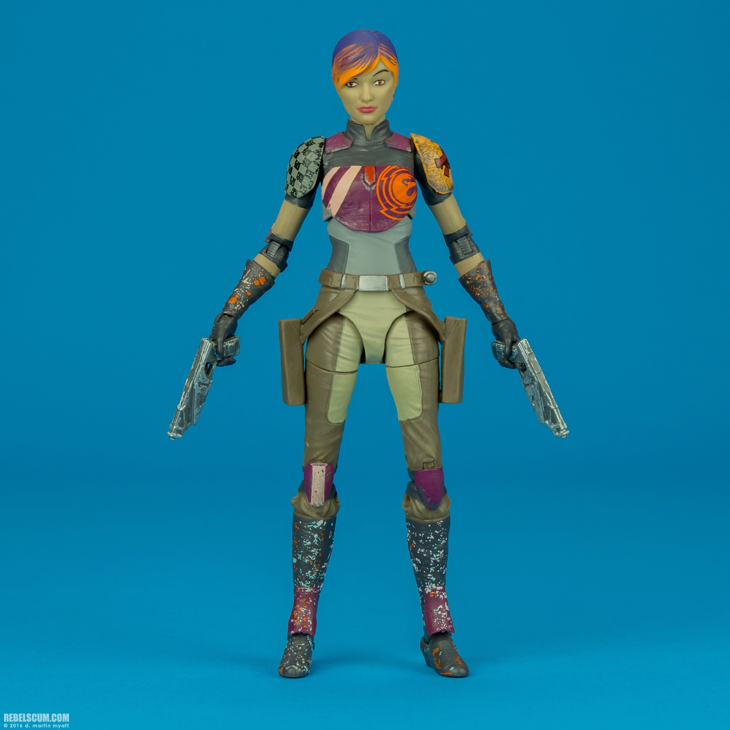 Sabine-Wren-33-Star-Wars-The-Black-Series-010.jpg