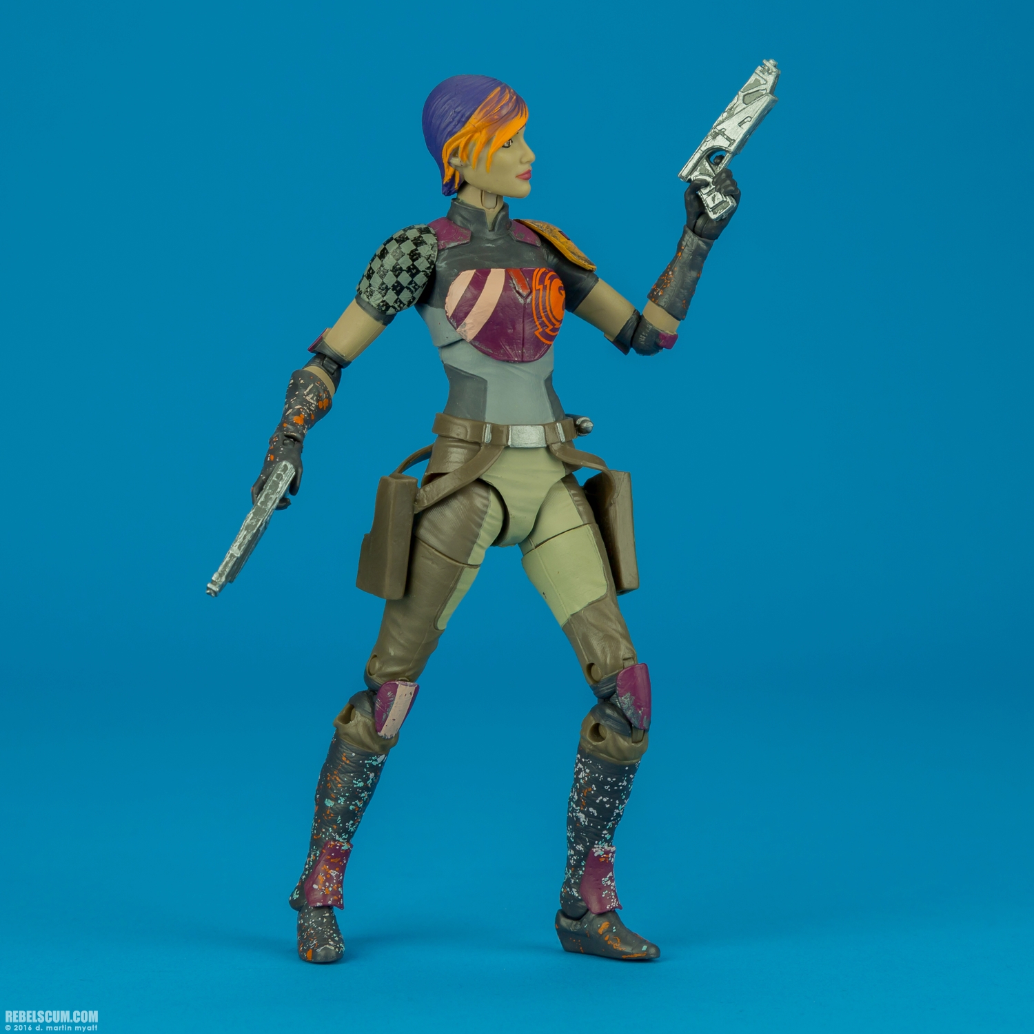 Sabine-Wren-33-Star-Wars-The-Black-Series-011.jpg