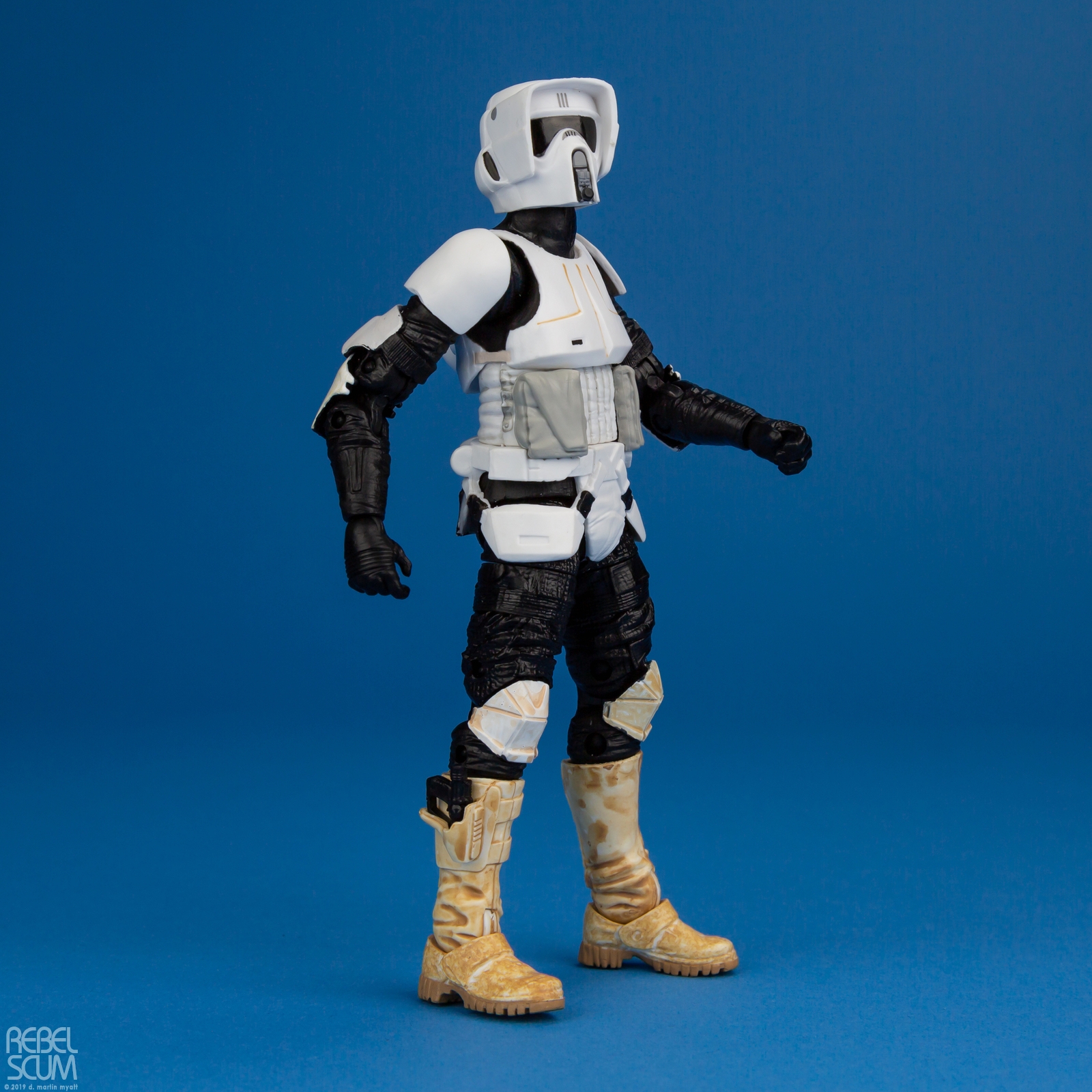 Scout-Trooper-The-Black-Series-Archive-006.jpg