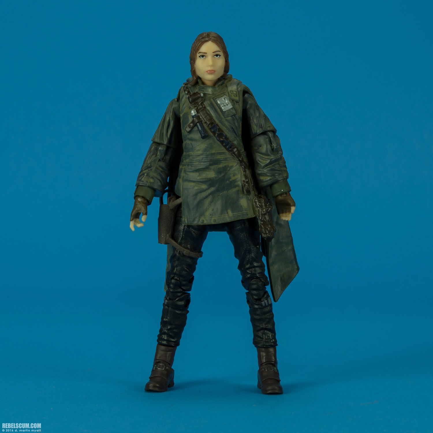 Sergeant-Jyn-Erso-Eadu-B9607-Kmart-The-Black-Series-001.jpg