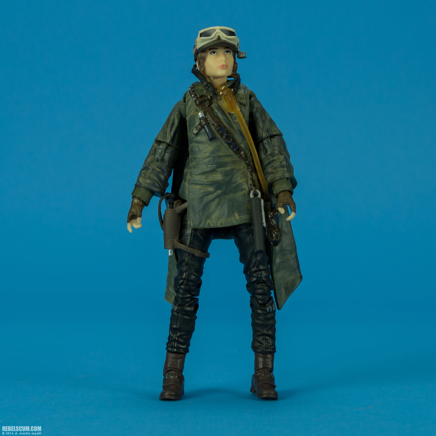 Sergeant-Jyn-Erso-Eadu-B9607-Kmart-The-Black-Series-005.jpg