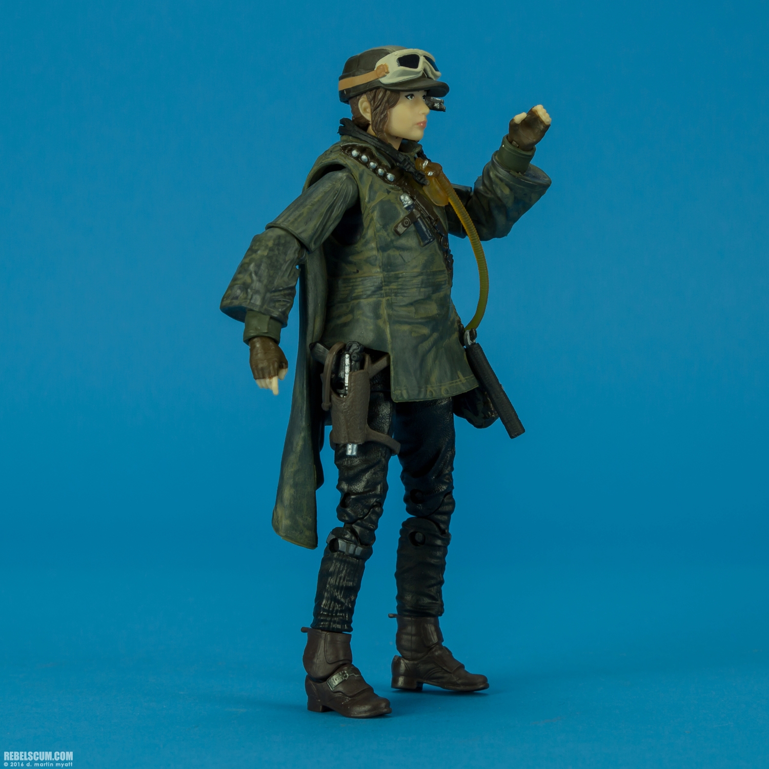 Sergeant-Jyn-Erso-Eadu-B9607-Kmart-The-Black-Series-006.jpg