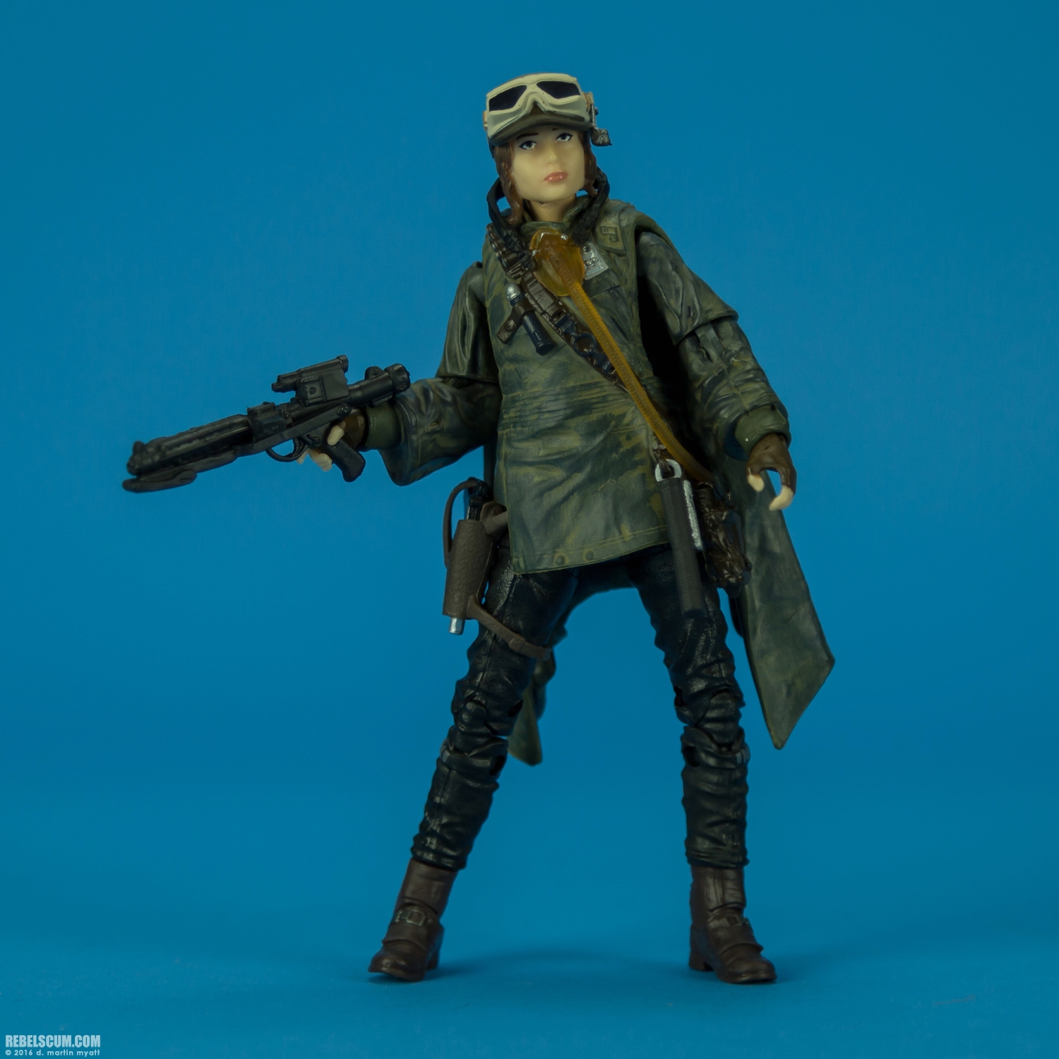 Sergeant-Jyn-Erso-Eadu-B9607-Kmart-The-Black-Series-011.jpg