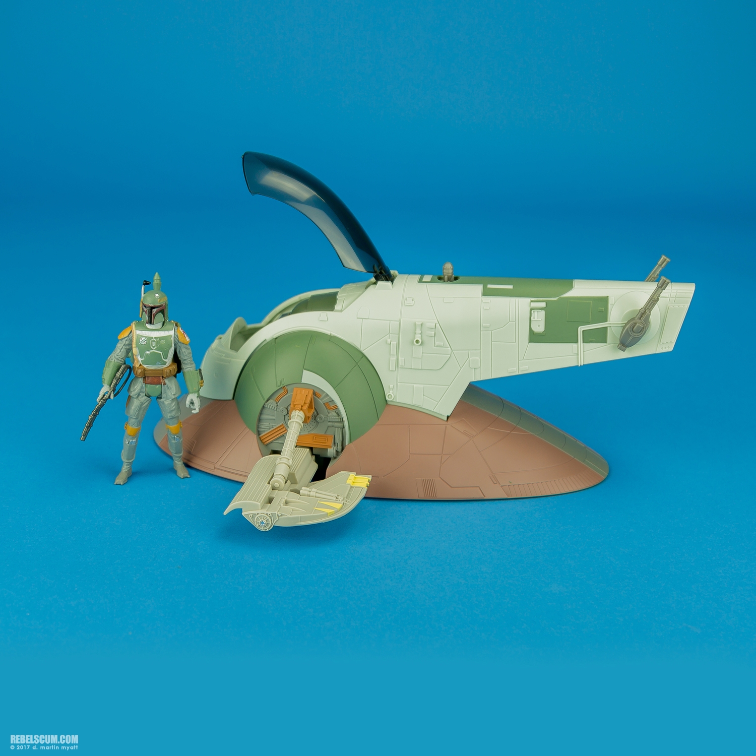 Slave-I-The-Force-Awakens-B4202-B3672-011.jpg