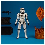 Stormtrooper-With-Blast-Accessories-e2258-The-Black-Series-005.jpg