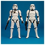 Stormtrooper-With-Blast-Accessories-e2258-The-Black-Series-009.jpg