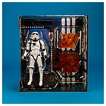 Stormtrooper-With-Blast-Accessories-e2258-The-Black-Series-017.jpg