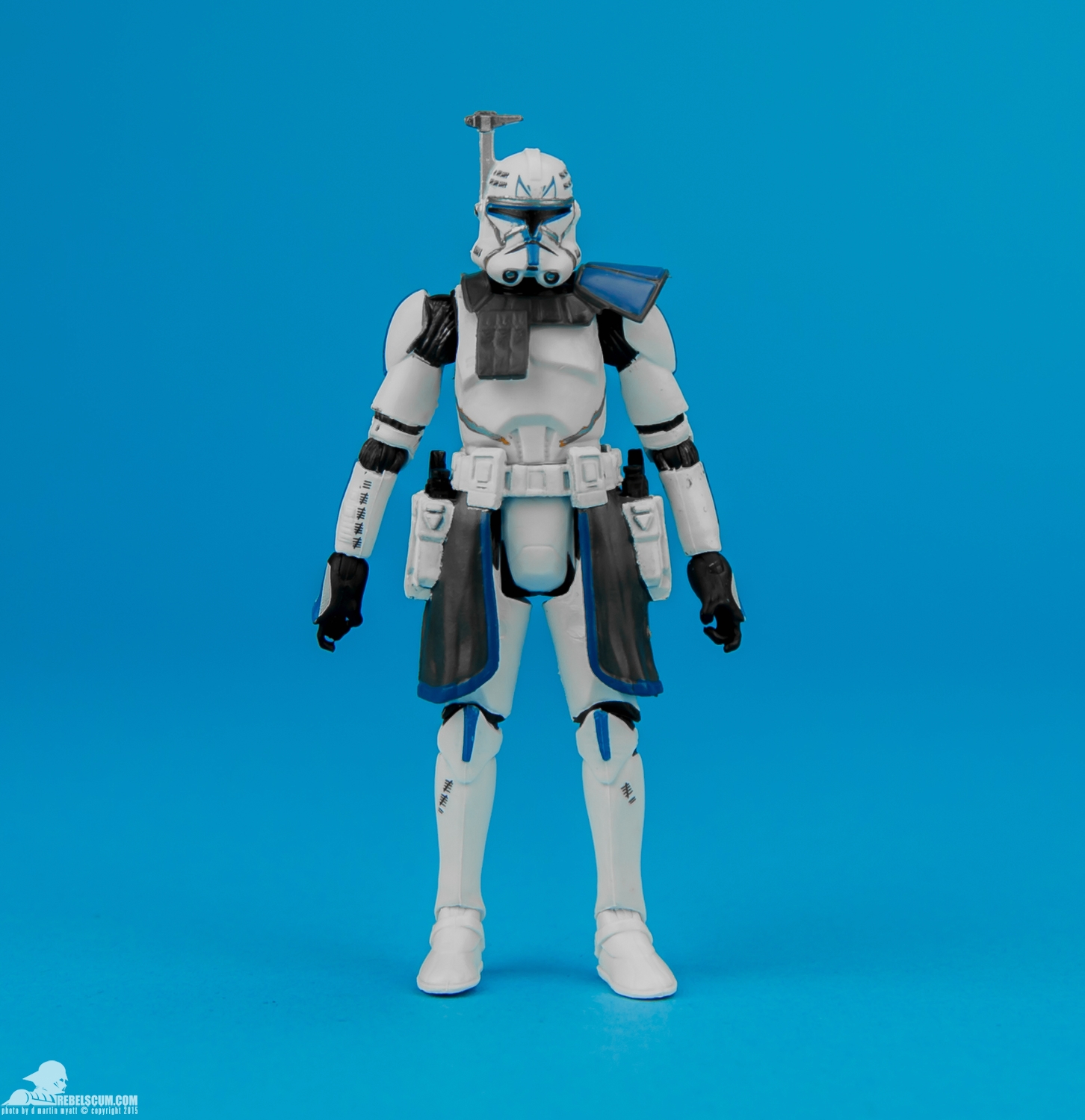 The-Black-Series-09-Captain-Rex-005.jpg