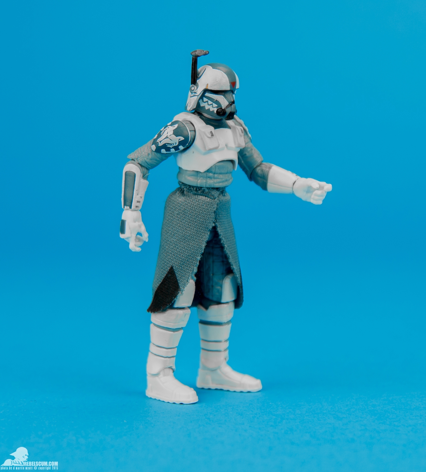 The-Black-Series-12-Clone-Commander-Wolffe-002.jpg