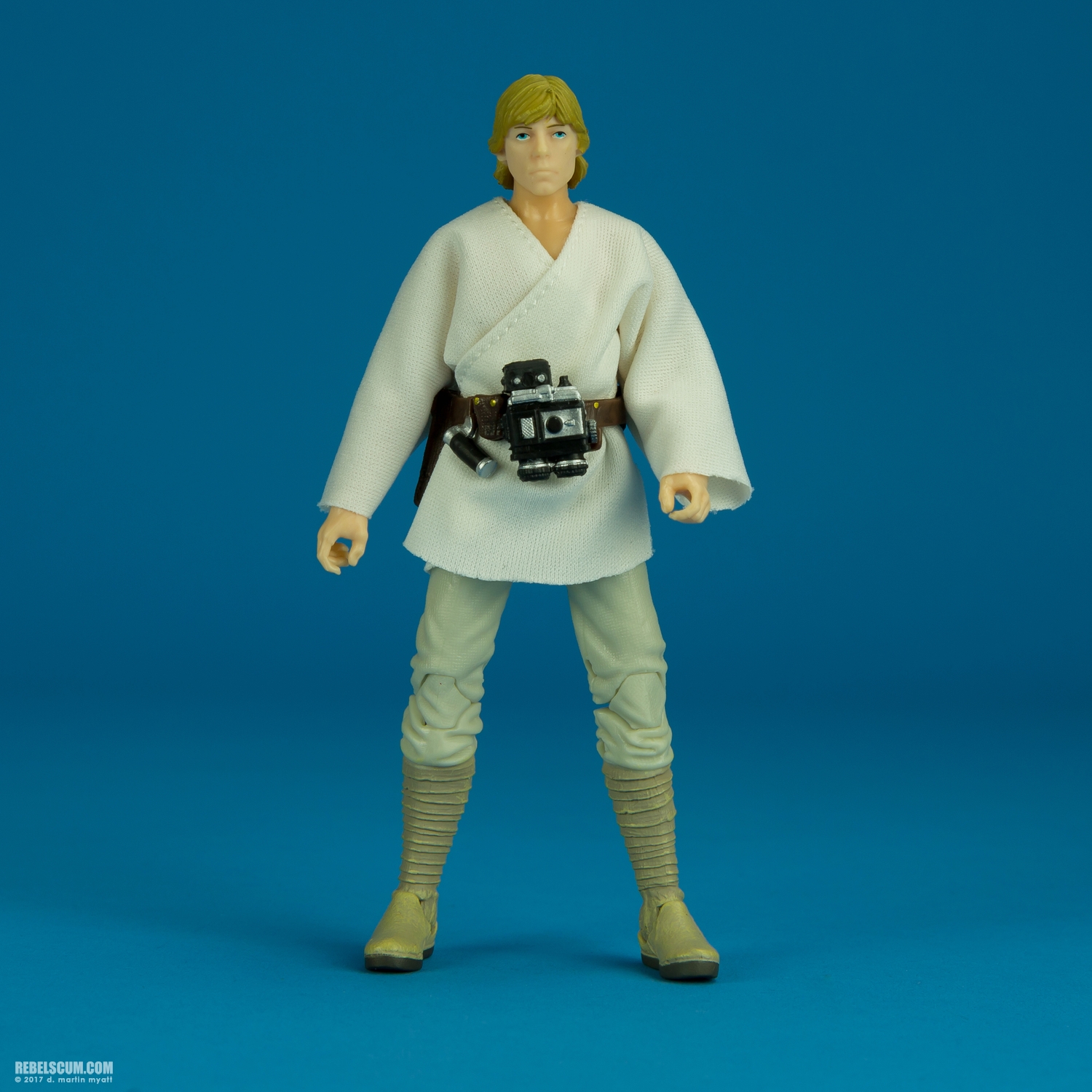 The-Black-Series-40th-Anniversary-C1690-C1688-Luke-Skywalker-001.jpg