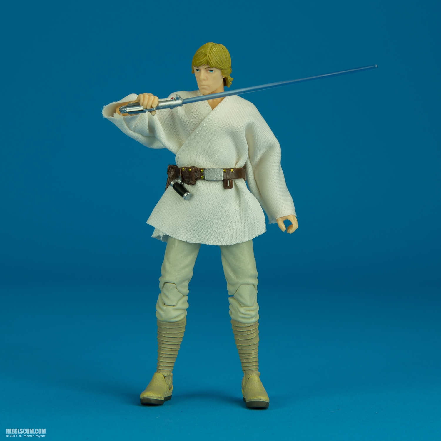 The-Black-Series-40th-Anniversary-C1690-C1688-Luke-Skywalker-011.jpg