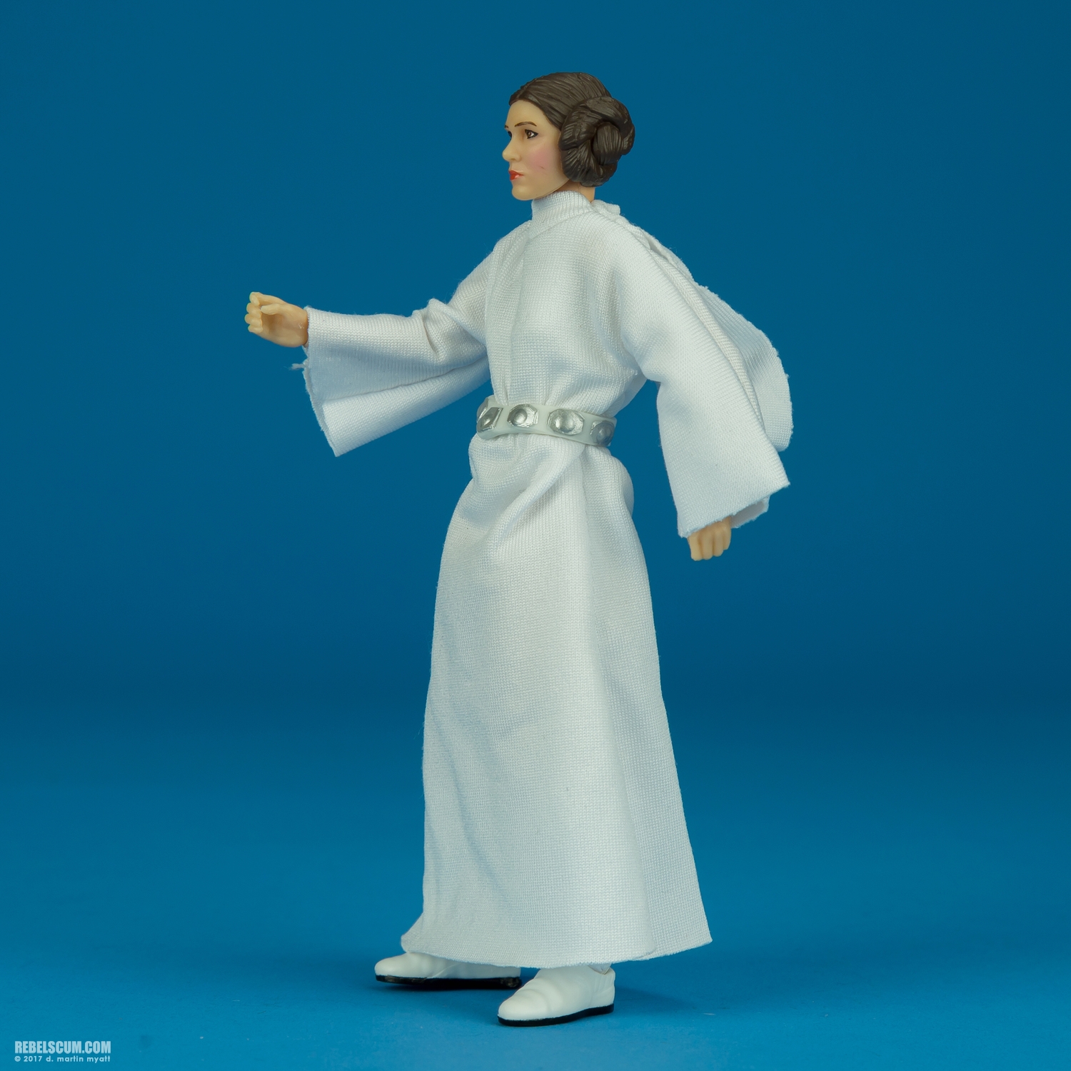 The-Black-Series-40th-C1693-C1688-Princess-Leia-Organa-003.jpg