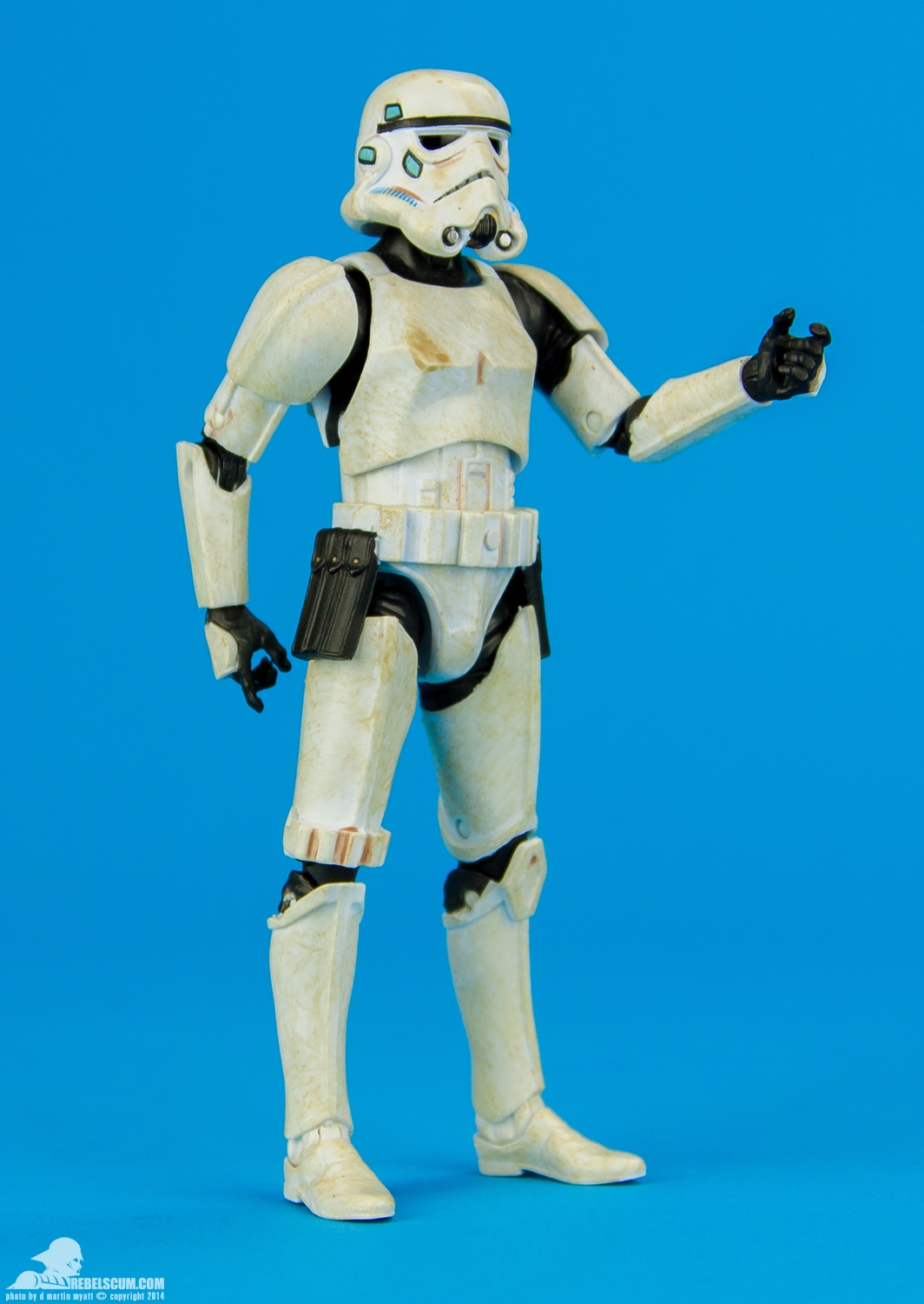 01-Sandtrooper-The-Black-Series-6-inches-Hasbro-006.jpg