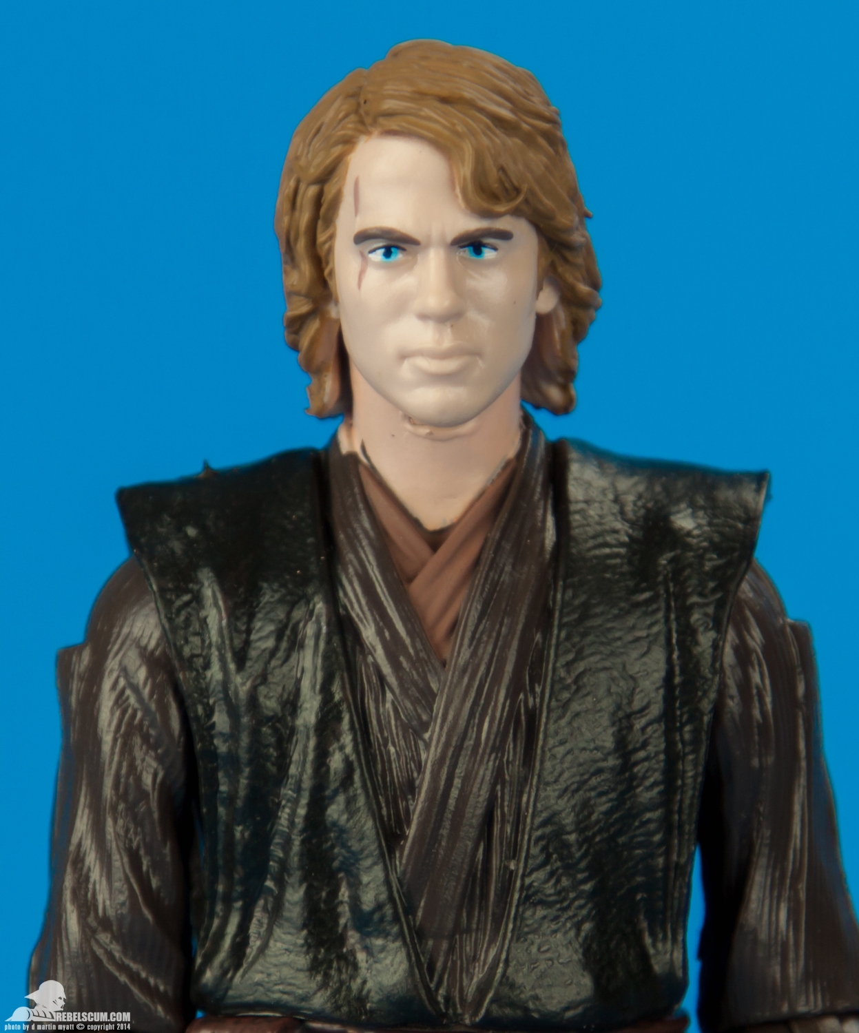 12-Anakin-Skywalker-The-Black-Series-6-inch-Hasbro-009.jpg